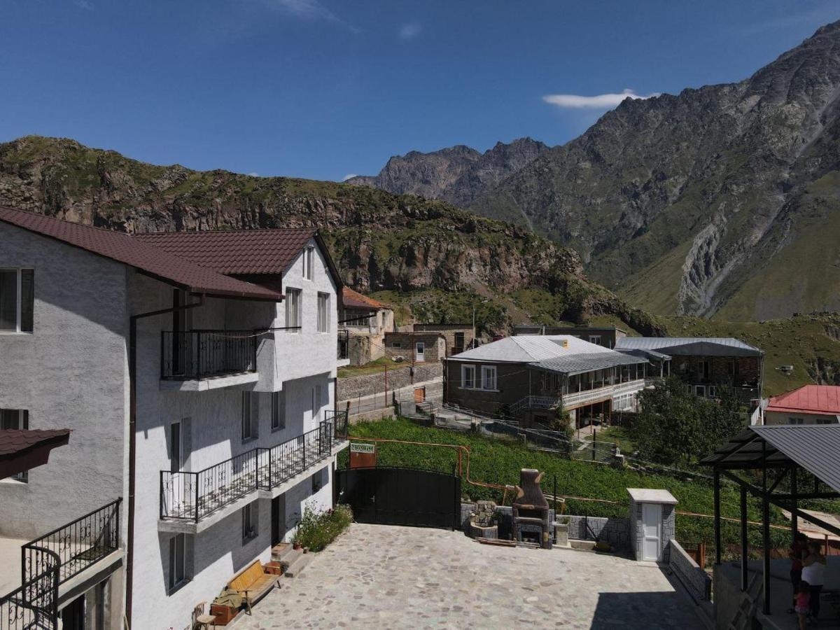 Kazbek View Hostel Stepancminda Zewnętrze zdjęcie