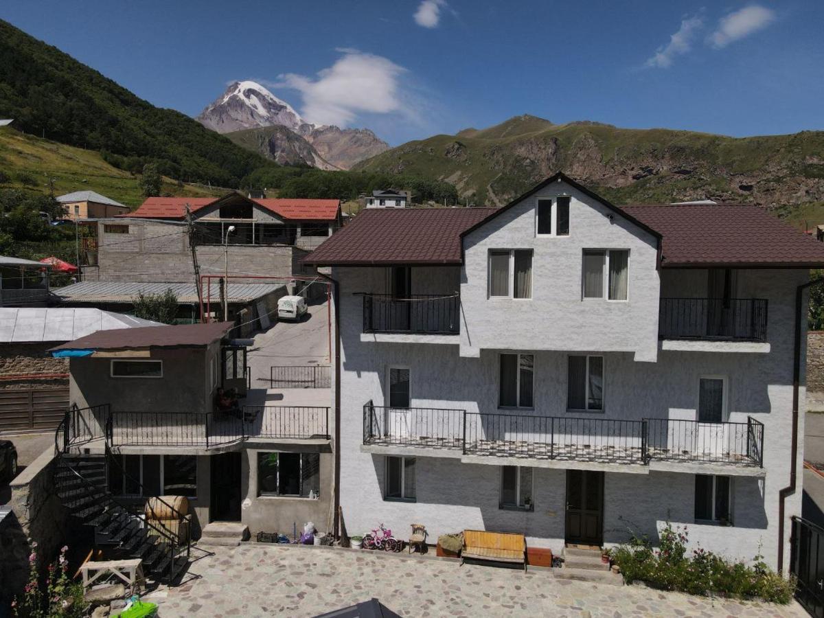 Kazbek View Hostel Stepancminda Zewnętrze zdjęcie