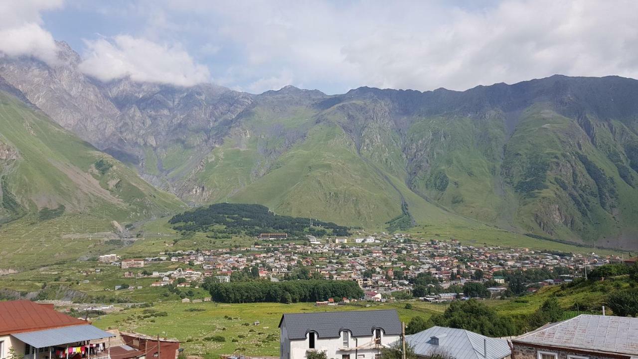 Kazbek View Hostel Stepancminda Zewnętrze zdjęcie